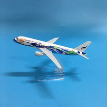 Load image into Gallery viewer, JASON TUTU Aircraft Model Diecast Metal 1:400 Emirates Airbus A380 16cm Airplanes Plane Model Airplane Model Turkey Boeing 777
